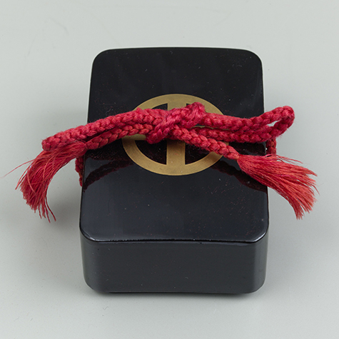 手箱形蒔絵ボンボニエール