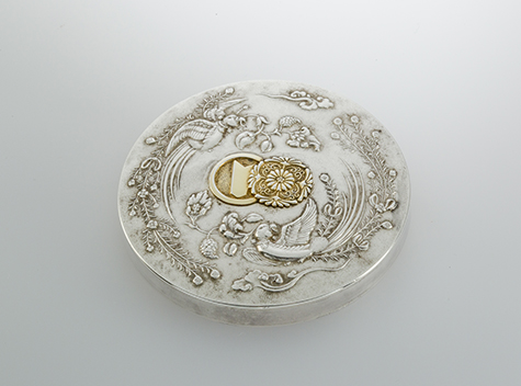 火炉形ボンボニエール