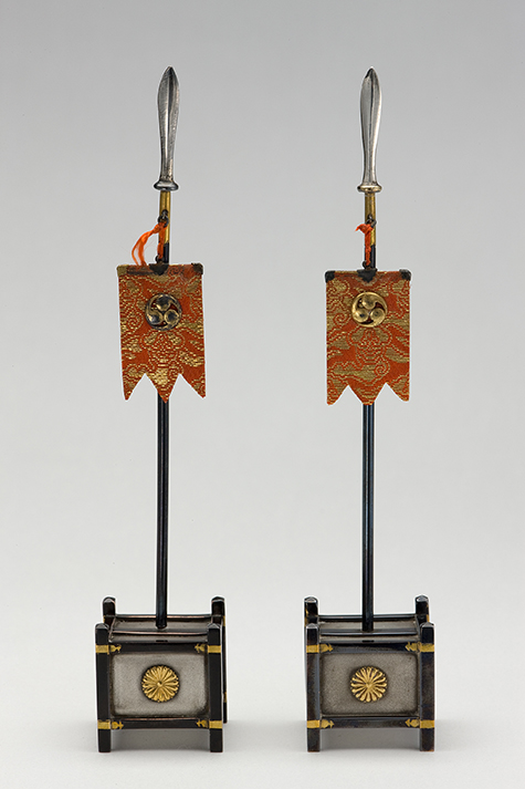 威儀鉾形ボンボニエール