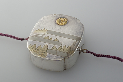 入隅箱形鳥居杉木立文ボンボニエール