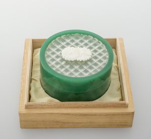 緑色香合形ボンボニエール