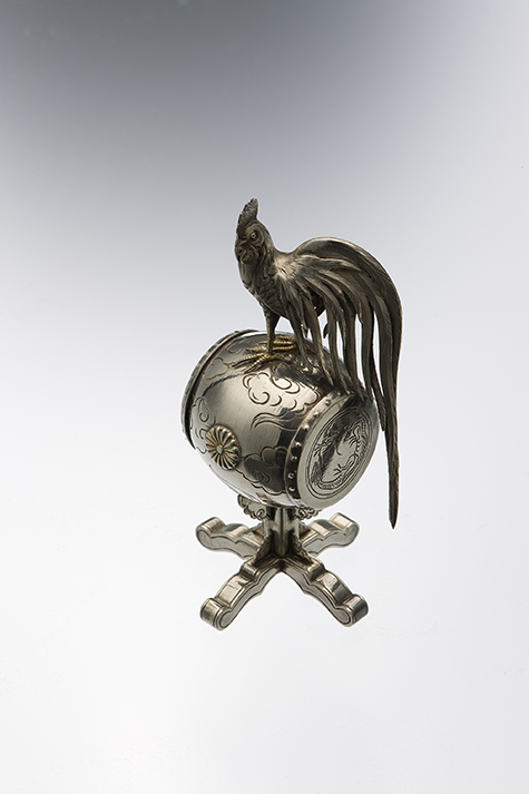 諫鼓鶏形ボンボニエール