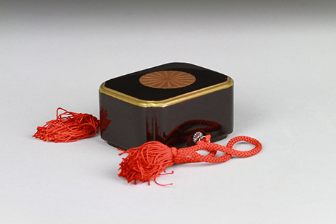 手箱形蒔絵ボンボニエール