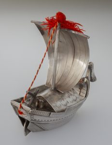 和船形ボンボニエール