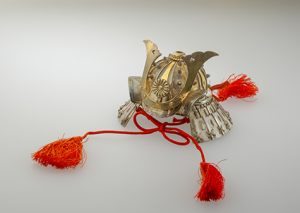 武家兜形ボンボニエール