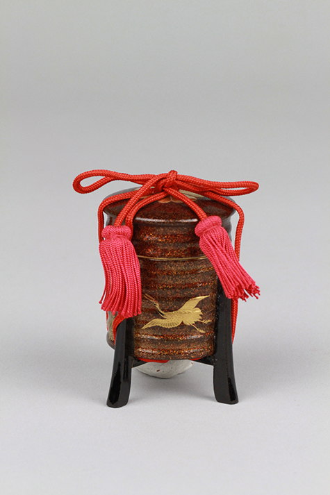 行器形若松鶴蒔絵ボンボニエール