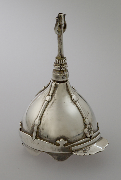 兜形ボンボニエール