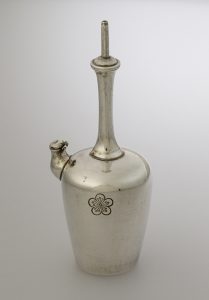 浄瓶形ボンボニエール