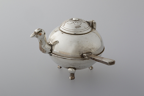 鐎斗形ボンボニエール