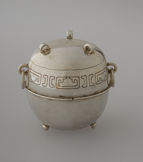 敦（たい）形ボンボニエール