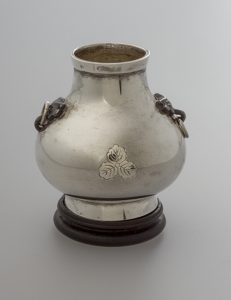 壺形ボンボニエール