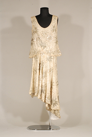 高松宮喜久子妃着用ビーズドレス