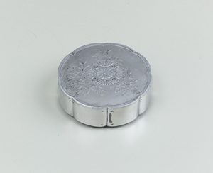 アルミ製桐花文木瓜形ボンボニエール